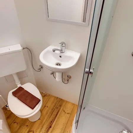 Apartment Academic *