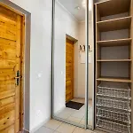 Academic Apartment *